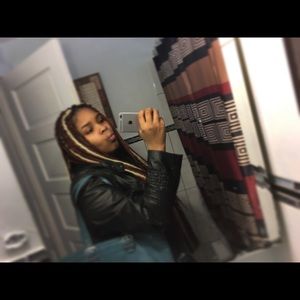 Meet your Posher, Shanese